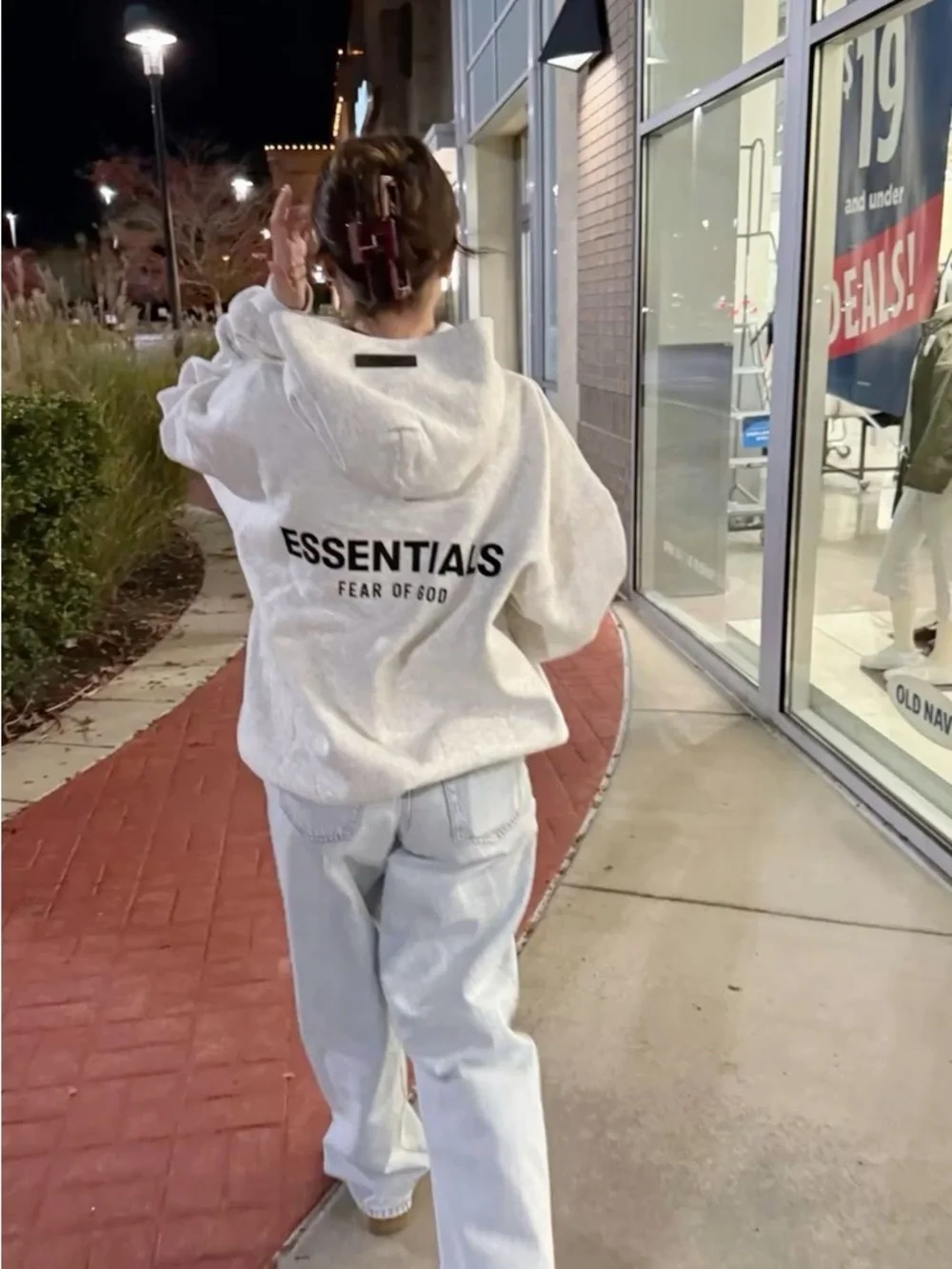 PacSun Essentials Light Gray Hoodie - Picture 5 of 5